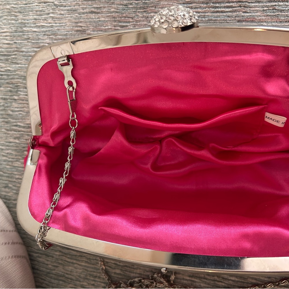 Elegant Pink Clutch Bag - Picture 4 of 10